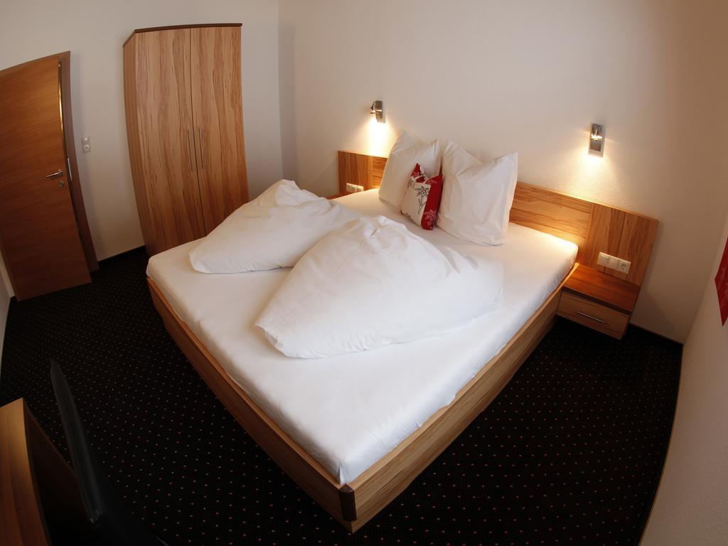 Apart Bergreich Langenfeld Room photo