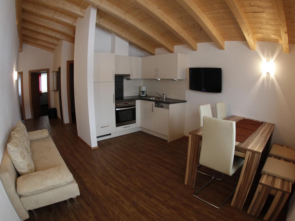 Apart Bergreich Langenfeld Room photo